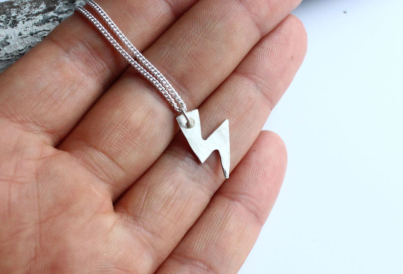 blog SilverNecklaceLightingBolt1502
